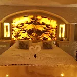 Lalesaray أُتْشيسار