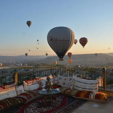 Lale Saray Hotel 3*