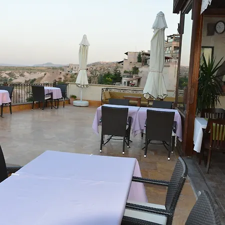 Lalesaray 3* Uçhisar