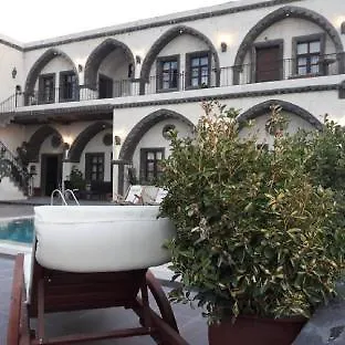 Lalesaray 3* Uçhisar