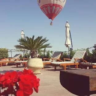 Lalesaray Szálloda Üçhisar