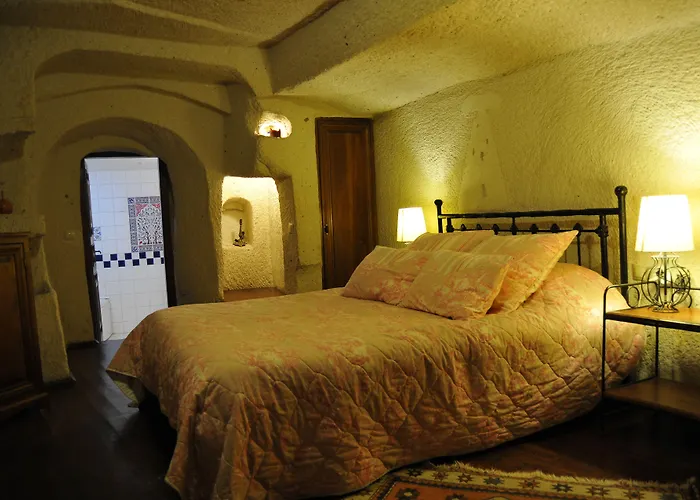 Lalesaray 호텔 우치사르